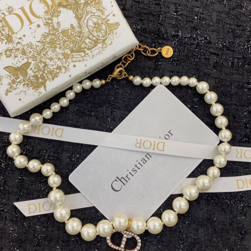 chr1st1an D10r necklaces